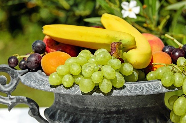 fruits-1600023_640